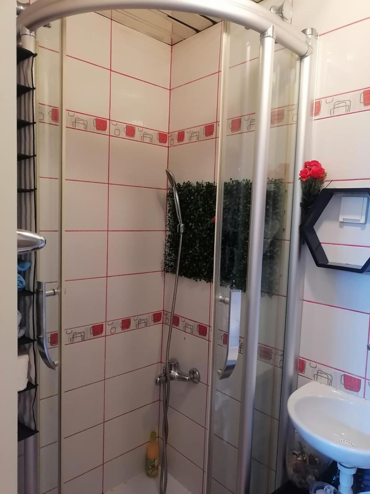 Apartment Small Cost *