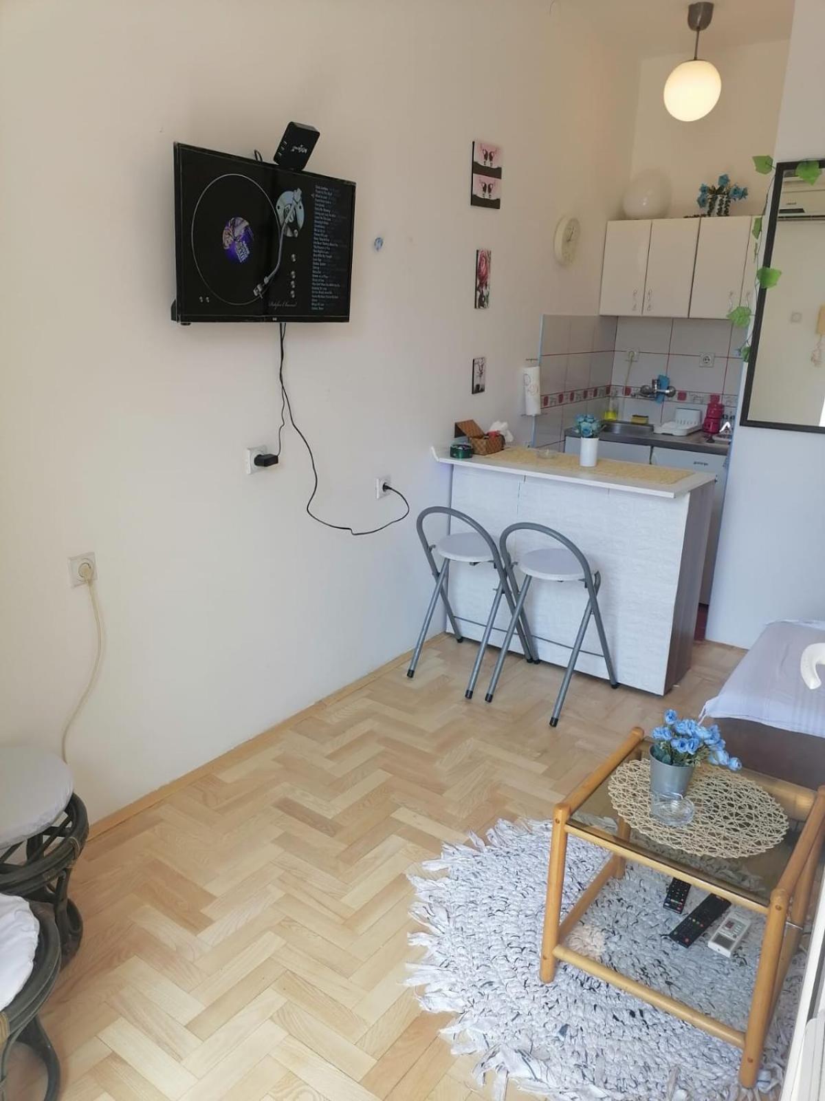 Small Cost Apartment